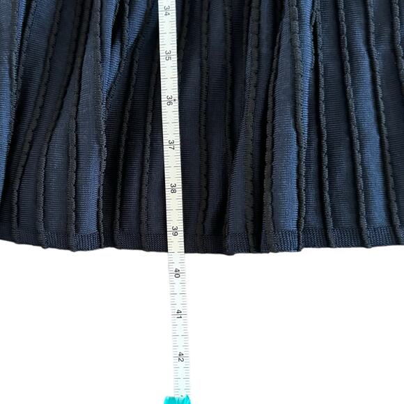 NWOT Steffen Schraut Black & Navy The Heritage Pleated Sweater Dress - Size 10 - Picture 13 of 13